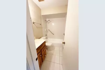 3682 W 119th Street #203B, Alsip, IL 60803 - Photo 3