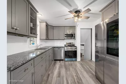 29W255 Lester Street, West Chicago, IL 60185 - Photo 9