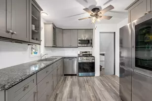 29W255 Lester St, West Chicago, IL 60185 - Photo 9