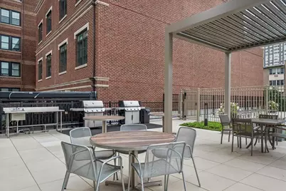 555 W Cornelia Avenue #2012, Chicago, IL 60657 - Photo 23