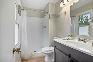 545 Ridgefield Dr, Roselle, IL 60172 - Photo 17