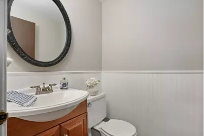 545 Ridgefield Drive, Roselle, IL 60172 - Photo 7