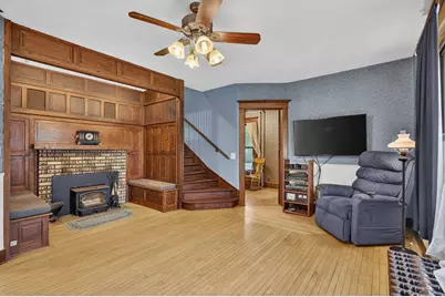 209 N Jackson Street, Gardner, IL 60424 - Photo 5