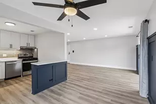1728 N Emerald Bay, Palatine, IL 60074 - Photo 5