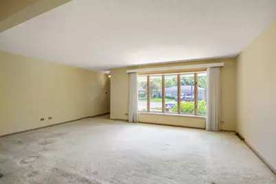 2630 Somerset Drive, Westchester, IL 60154 - Photo 3