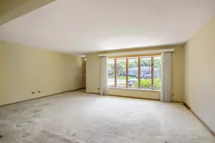 2630 Somerset Dr, Westchester, IL 60154 - Photo 3