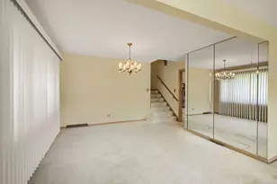 2630 Somerset Dr, Westchester, IL 60154 - Photo 7