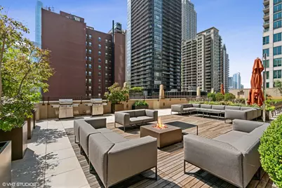21 E Huron Street #2803, Chicago, IL 60611 - Photo 35