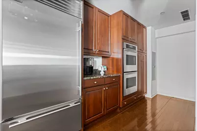 21 E Huron Street #2803, Chicago, IL 60611 - Photo 11