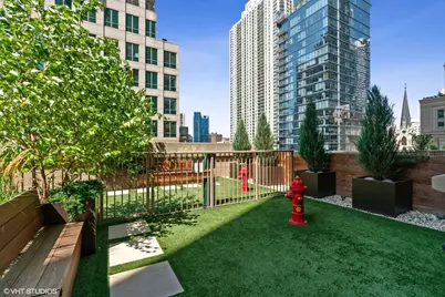 21 E Huron Street #2803, Chicago, IL 60611 - Photo 31