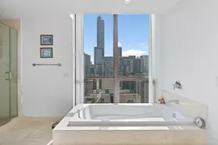 21 E Huron St, Chicago, IL 60611 - Photo 19