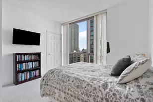 21 E Huron St, Chicago, IL 60611 - Photo 23