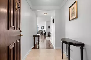 21 E Huron St, Chicago, IL 60611 - Photo 27