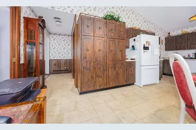 2405 S Washington Street, Salem, IL 62881 - Photo 9