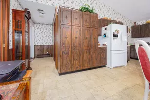 2405 S Washington St, Salem, IL 62881 - Photo 9