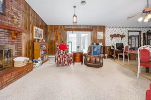 2405 S Washington St, Salem, IL 62881 - Photo 11