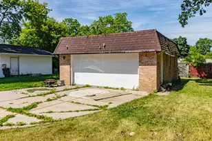918 N Linden Ave, Waukegan, IL 60085 - Photo 23