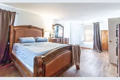 918 N Linden Avenue, Waukegan, IL 60085 - Photo 13