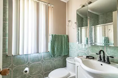 918 N Linden Avenue, Waukegan, IL 60085 - Photo 17