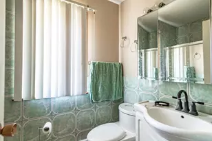 918 N Linden Ave, Waukegan, IL 60085 - Photo 17