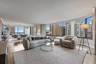 1410 N State St, Chicago, IL 60610 - Photo 3