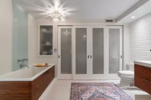 1410 N State St, Chicago, IL 60610 - Photo 17