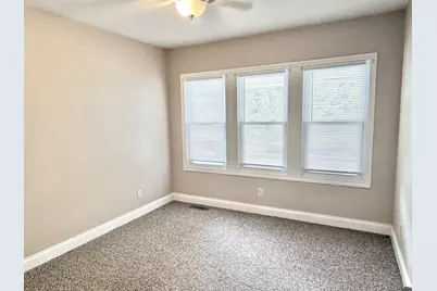 25 Westclox Avenue, Peru, IL 61354 - Photo 13