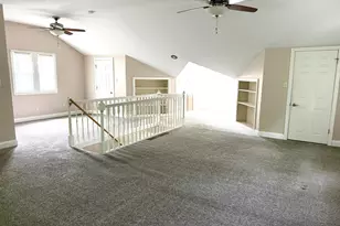 25 Westclox Ave, Peru, IL 61354 - Photo 15
