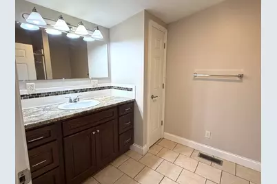 25 Westclox Avenue, Peru, IL 61354 - Photo 19
