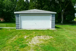 26522 W Edward Ave, Ingleside, IL 60041 - Photo 3