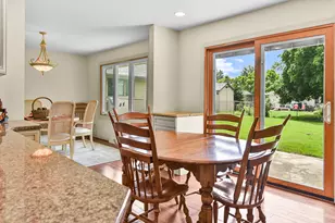 7561 Ponderosa Ct, Orland Park, IL 60462 - Photo 19
