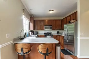 1631 Station Park Dr, Grayslake, IL 60030 - Photo 9