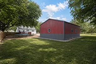 208 S Sycamore St, Franklin Grove, IL 61031 - Photo 29
