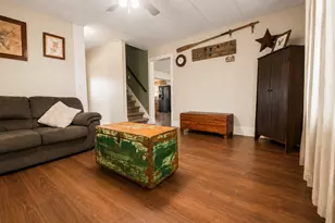 208 S Sycamore St, Franklin Grove, IL 61031 - Photo 5