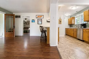 208 S Sycamore St, Franklin Grove, IL 61031 - Photo 9