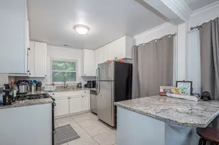 622 N Main St, Lombard, IL 60148 - Photo 5