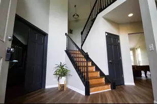 531 Primrose Ln, Crystal Lake, IL 60014 - Photo 3