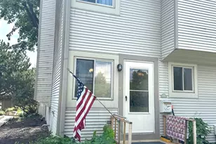 615 Verde Dr, Schaumburg, IL 60173 - Photo 1