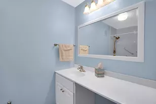 1415 E Central Road NE, Arlington Heights, IL 60005 - Photo 23