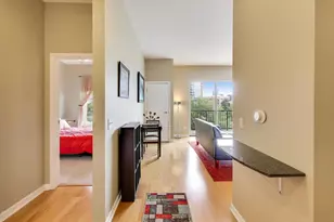 647 N Green St, Chicago, IL 60642 - Photo 15