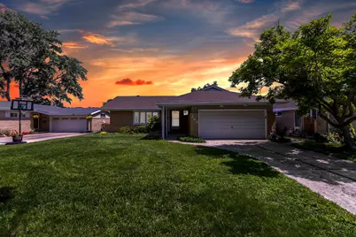 265 Terry Lane, Villa Park, IL 60181 - Photo 1