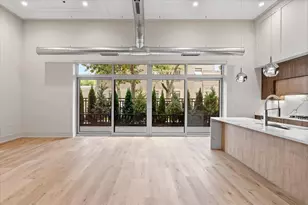 3951 N Wayne Ave, Chicago, IL 60613 - Photo 9