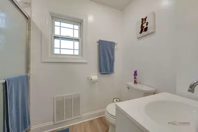 402 S Addison Street, Bensenville, IL 60106 - Photo 17
