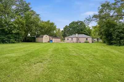 1013 Highmoor Road, Lombard, IL 60148 - Photo 23