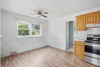 1013 Highmoor Road, Lombard, IL 60148 - Photo 21