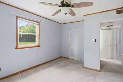 1013 Highmoor Road, Lombard, IL 60148 - Photo 17