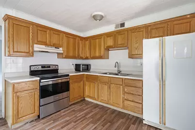 1013 Highmoor Road, Lombard, IL 60148 - Photo 19