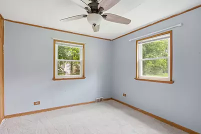 1013 Highmoor Road, Lombard, IL 60148 - Photo 15