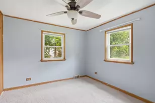 1013 Highmoor Rd, Lombard, IL 60148 - Photo 15