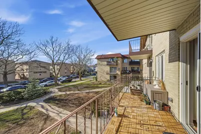 5211 N Potawatomie Avenue #206, Chicago, IL 60656 - Photo 5